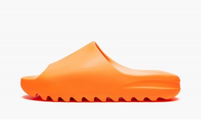 ADIDAS YEEZY
YEEZY ENFLAME ORANGE SLIDES